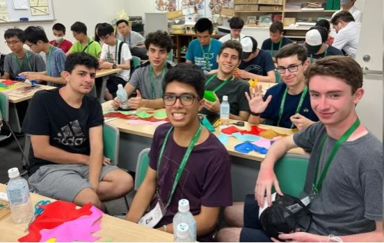 Los chicos viajan al Mundial de Matemáticas sin apoyo oficial pero con polémica política | Actualidad