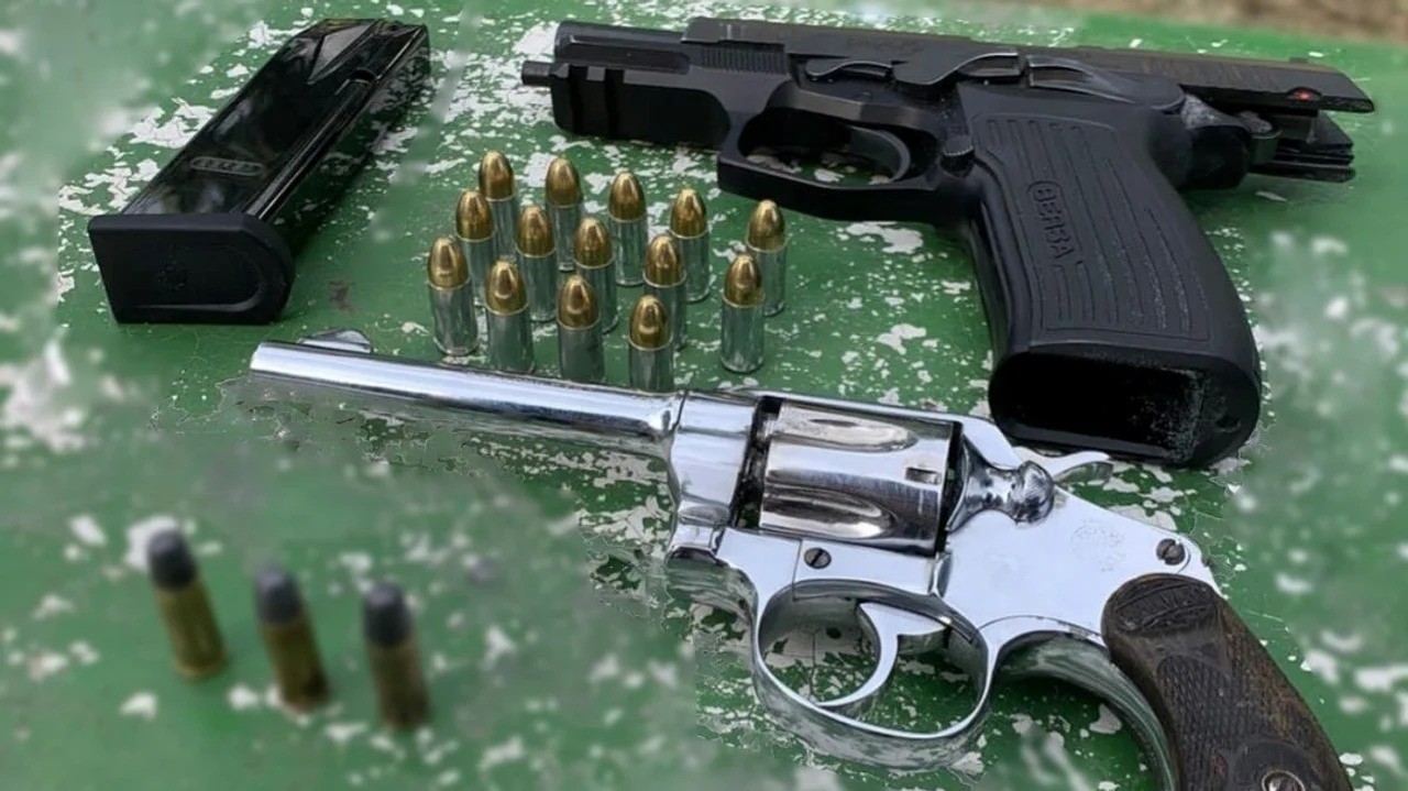 Córdoba: circulaban en un vehículo con armas de fuego y quedaron detenidos | Córdoba