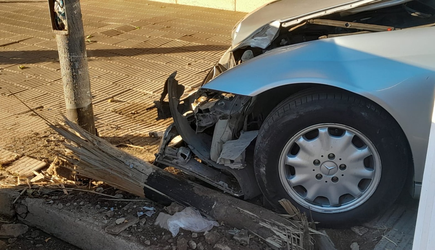 Un automovilista perdió la vida luego de chocar contra un poste en el barrio Alta Córdoba | Córdoba