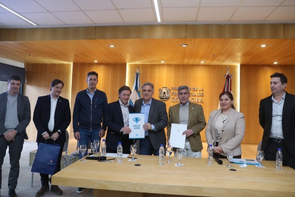 Llaryora presentó un programa para la prevención y aviso temprano del delito | Córdoba