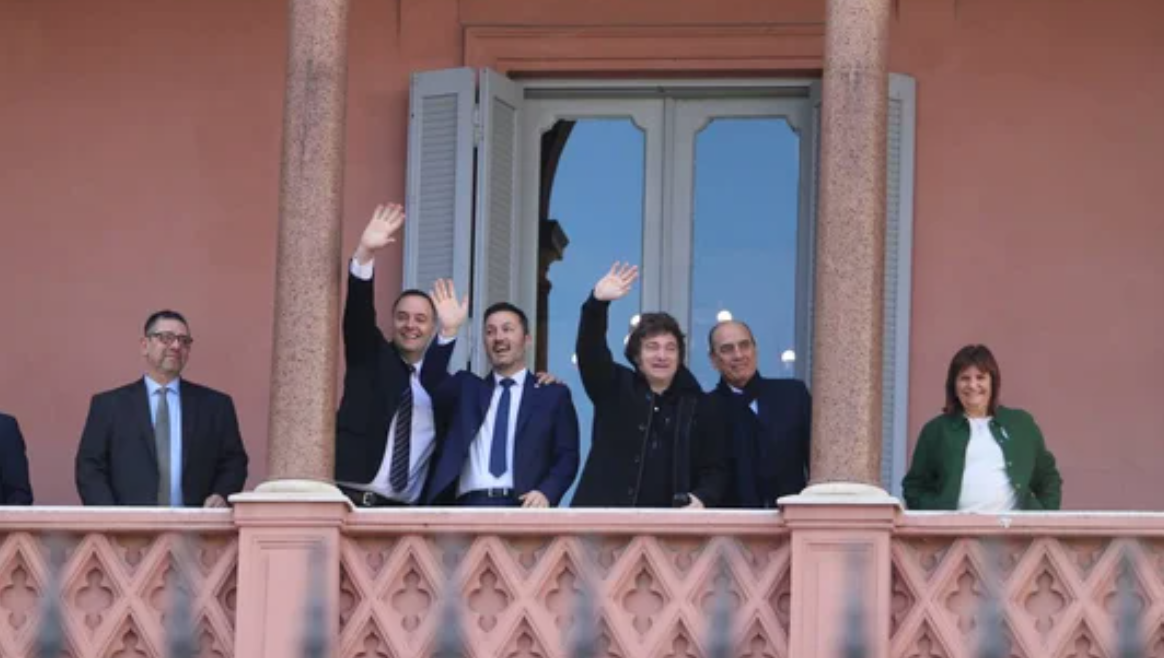 Milei invitó a la Selección Argentina a festejar en el balcón de Casa Rosada | Política y economía
