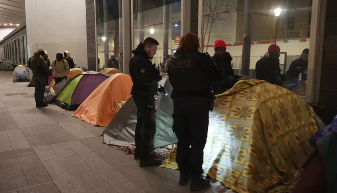 Denuncian una "limpieza social" en las calles de París antes de los Juegos Olímpicos | Internacionales