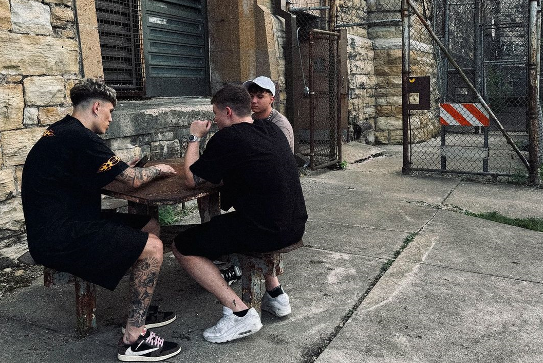 Las vacaciones de Garnacho en prisión | Deportes