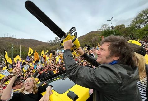 El Gobierno rescindió contratos de más de 70 oficinas por más de 2 mil millones de pesos mensuales | Política y economía