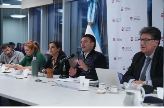 El bloque de la UCR en Diputados reclamó el "urgente tratamiento" de los decretos del Gobierno sobre la SIDE | Política y economía