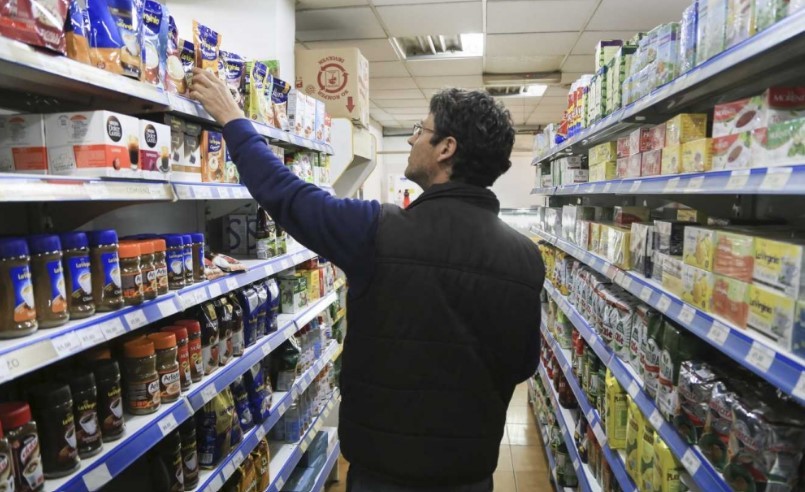 Canasta Básica: una familia necesitó $900.647 en julio para no ser pobre | Política y economía