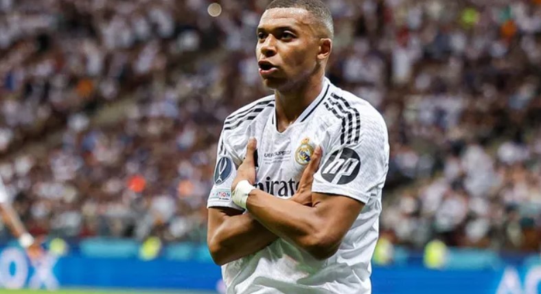 Mbappé debutó en el Real Madrid con gol y título en la Supercopa de Europa | Deportes