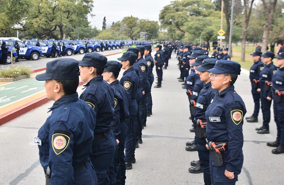 La Policía de Córdoba sale a preguntar a los vecinos sobre delitos no denunciados | Córdoba