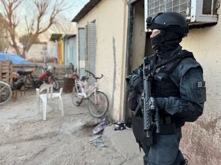 Detuvieron a una familia por venta de estupefacientes en Monteros | Córdoba