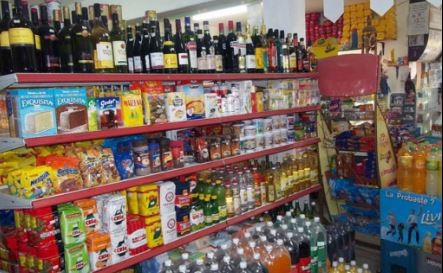 Eliminan retenciones a cuenta de IVA y Ganancias en las ventas de comercios | Política y economía