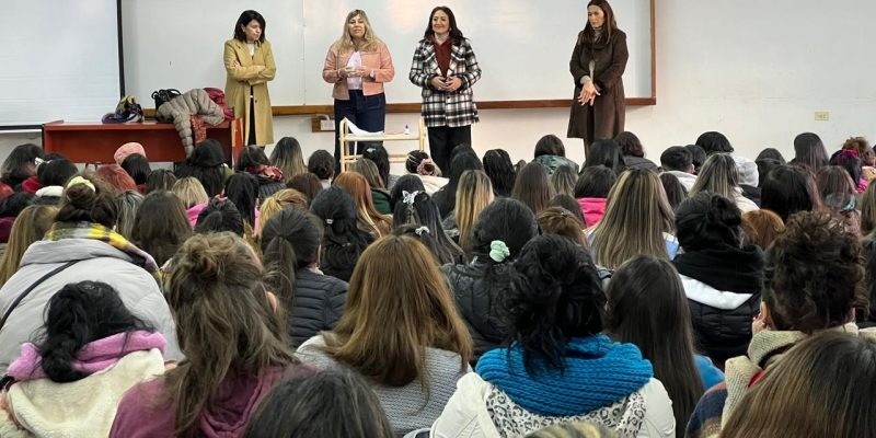 Más de 1000 personas participaron del concurso abierto de ingreso a la carrera docente para el sistema educativo municipal | Córdoba