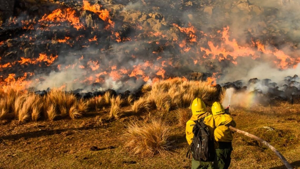 A la espera de la tormenta de Santa Rosa, hay riesgo de incendio extremo en Córdoba | Córdoba