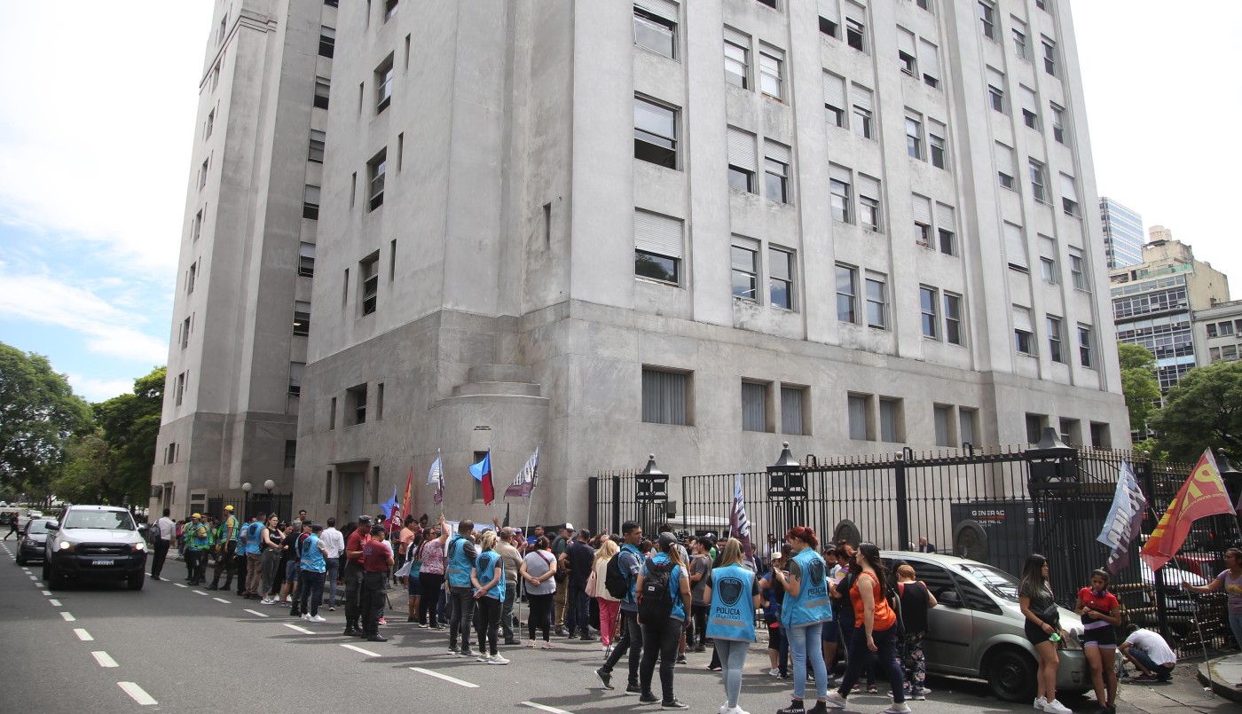 Casanello ordenó allanar el Ministerio de Capital Humano por los productos retenidos | Política y economía