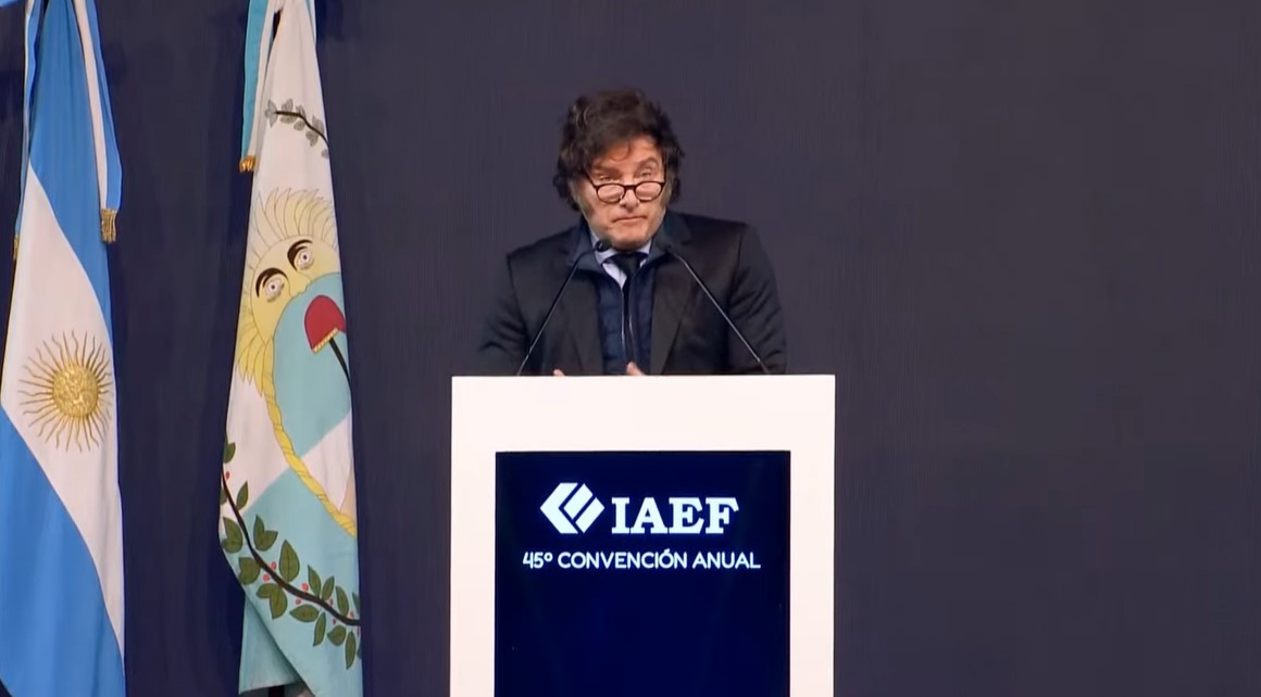 "Saludos Cris, esto va para vos", Milei sigue la guerra con Cristina en Mendoza | Política y economía