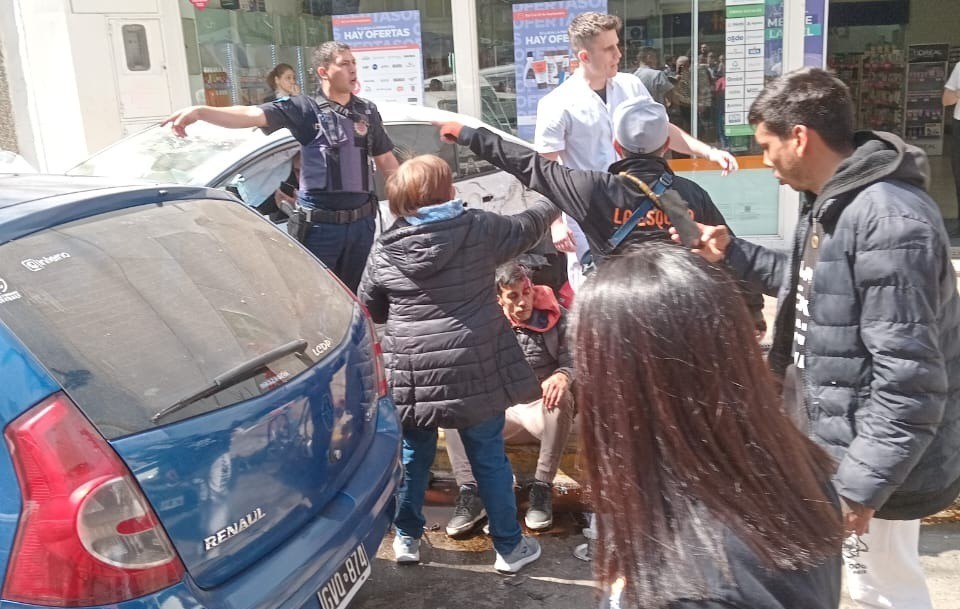 Video: así fueron los minutos posteriores al siniestro vial en el centro | Córdoba