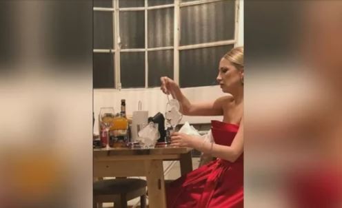 El abogado de Alberto Fernández aportó imágenes de Fabiola Yáñez tomando | Política y economía