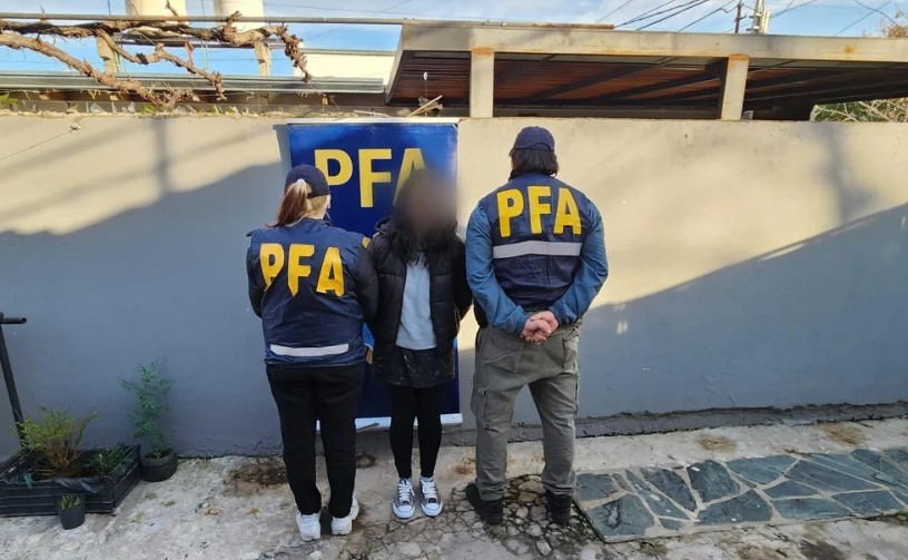 Detuvieron a una pareja acusada de enviar amenazas al sitio web de la AMIA | Actualidad