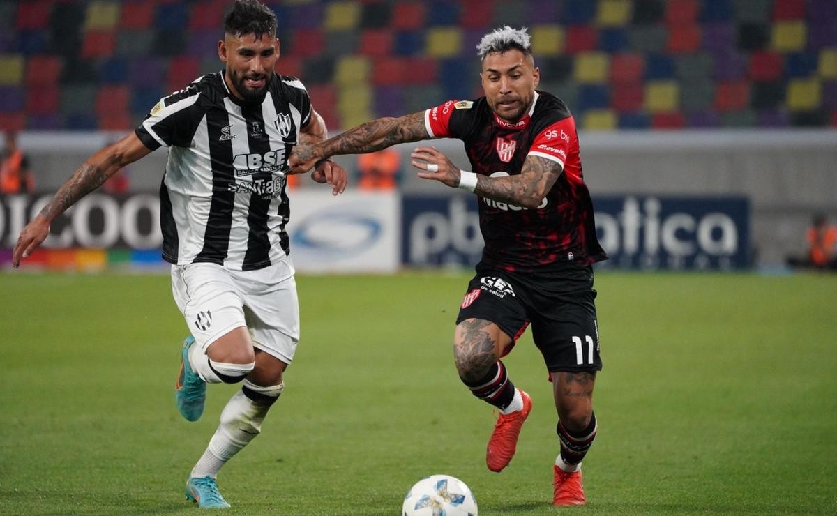 Instituto recibe a Barracas Central y quiere ganar para seguir prendido | Deportes