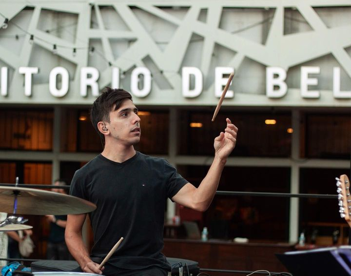 Gudy Prada: de golpear tachos a tocar la batería en el Teatro Colón | Espectáculos