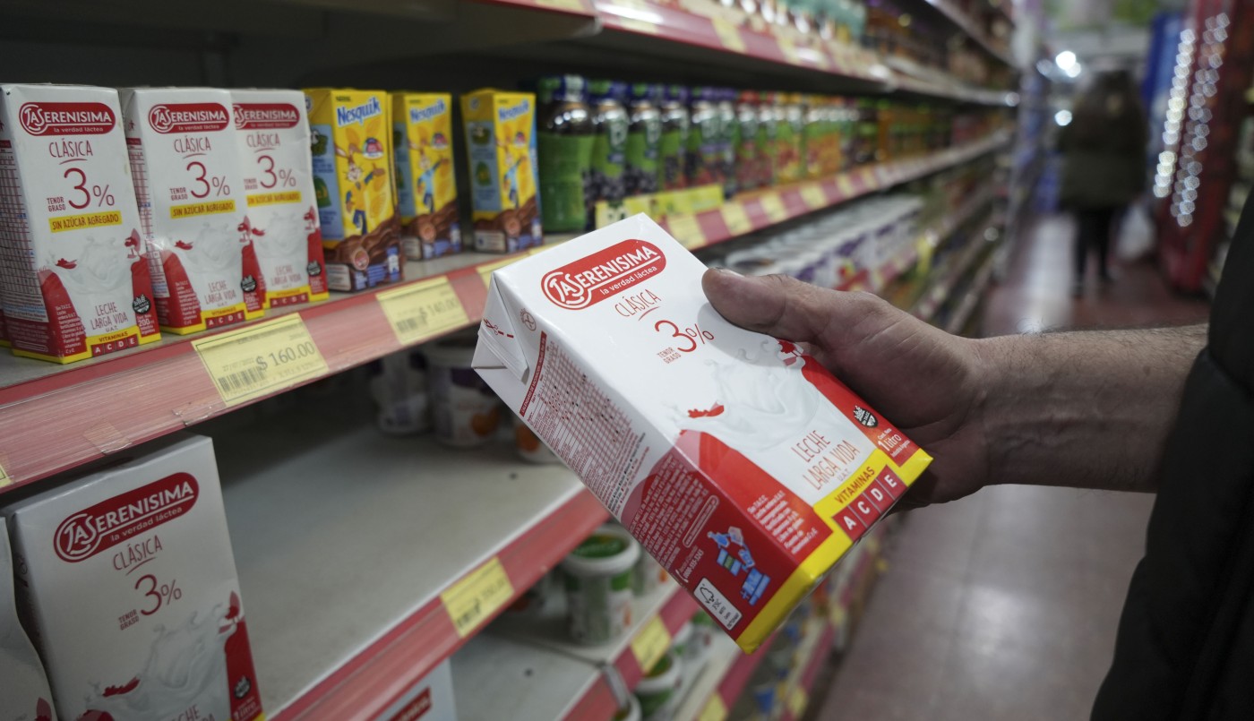 Derrumbe en el consumo: las ventas de los supermercados bajaron un 12,3% en julio | Política y economía