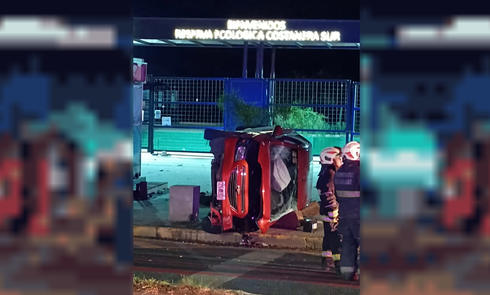 Automovilista volcó tras chocar contra un poste de luz en Puerto Madero: dio negativo en el control de alcoholemia | Actualidad