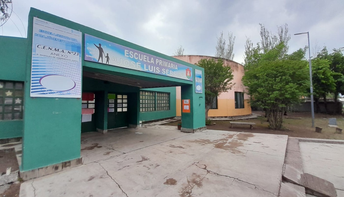 Asaltaron a un colegio de Marqués Anexo: se llevaron todas las conexiones eléctricas | Córdoba