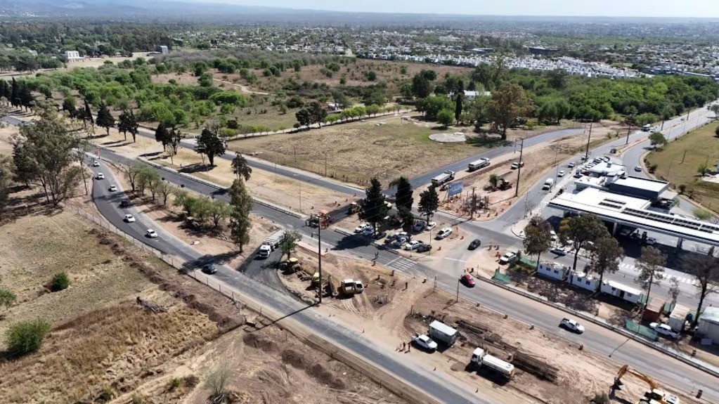 Desvíos de tránsito por obras a la salida de Valle Escondido | Córdoba