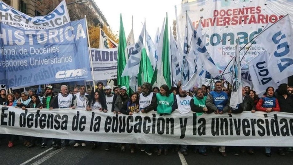 Tras la ratificación del veto, los gremios lanzaron un paro para este jueves en todas las universidades | Política y economía