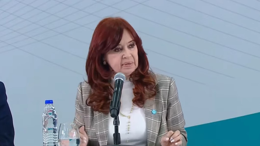 Fuertes críticas de Cristina Kirchner a Kicillof: "Los Poncio Pilatos y los Judas no van más" | Política y economía