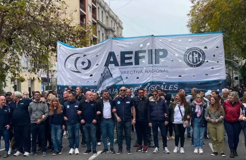 Los empleados de AFIP definen medidas de fuerza: "No hay margen para evitar un plan de lucha" | Política y economía