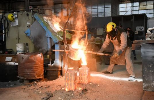 La actividad económica bajó 3,8% interanual durante agosto, informó el Indec | Política y economía