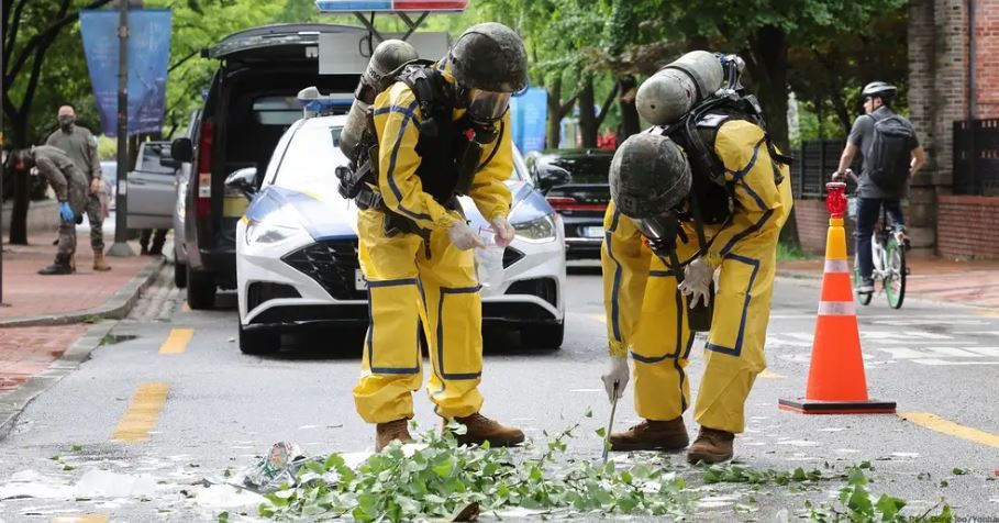 Corea del Norte envió globos con basura y panfletos a Seúl: aterrizaron en el complejo presidencial | Internacionales
