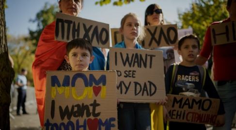 La comunidad internacional insta a Rusia a devolver a los niños ucranianos en su poder | Internacionales