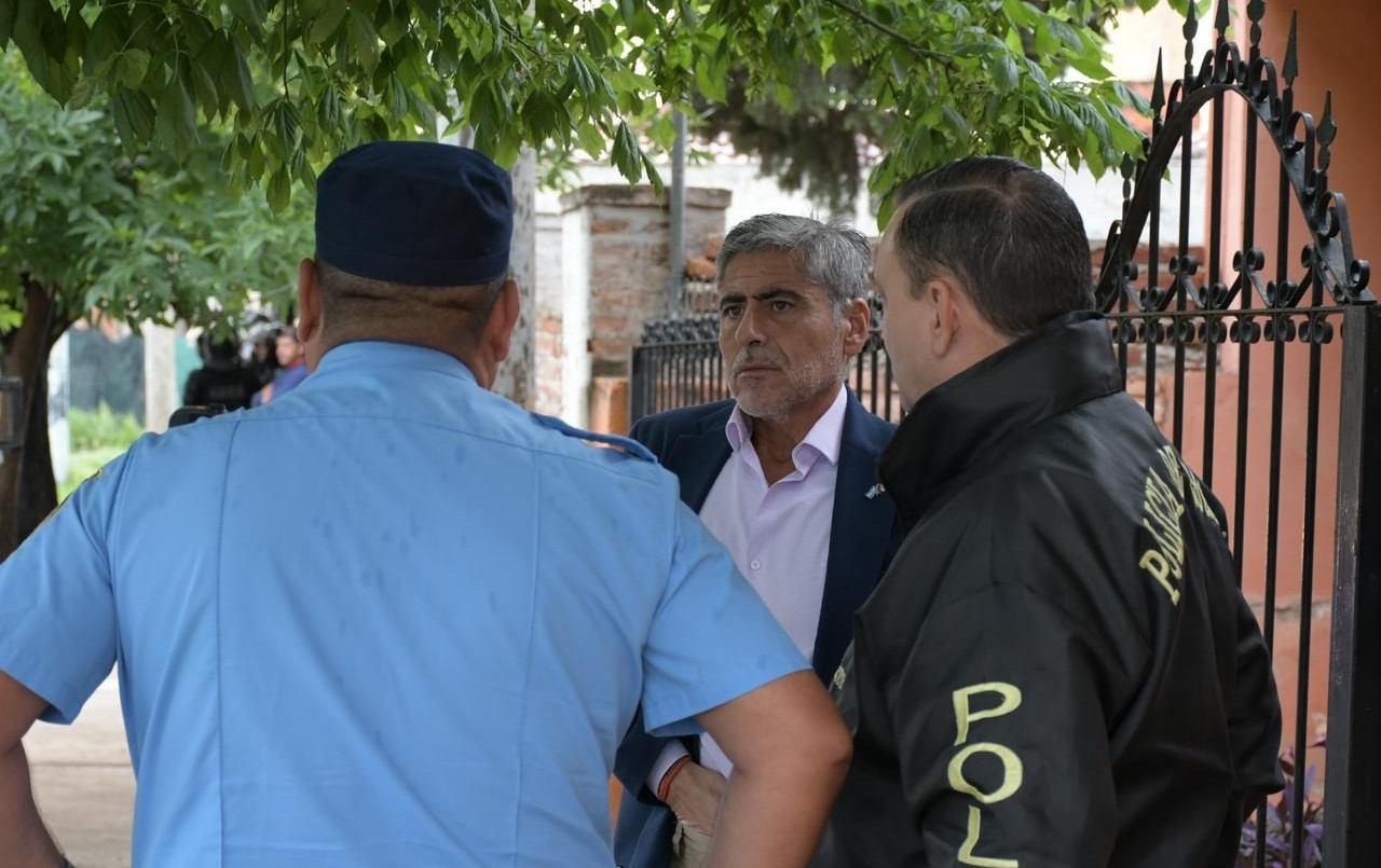 Se realizan operativos policiales en distintos puntos de Córdoba por ciberdelitos y estafas | Córdoba