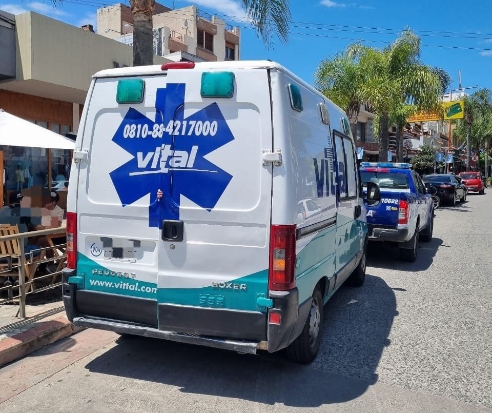 Carlos Paz: un ciclista atropelló a una mujer, la dejó tirada en el piso y se dio a la fuga | Córdoba