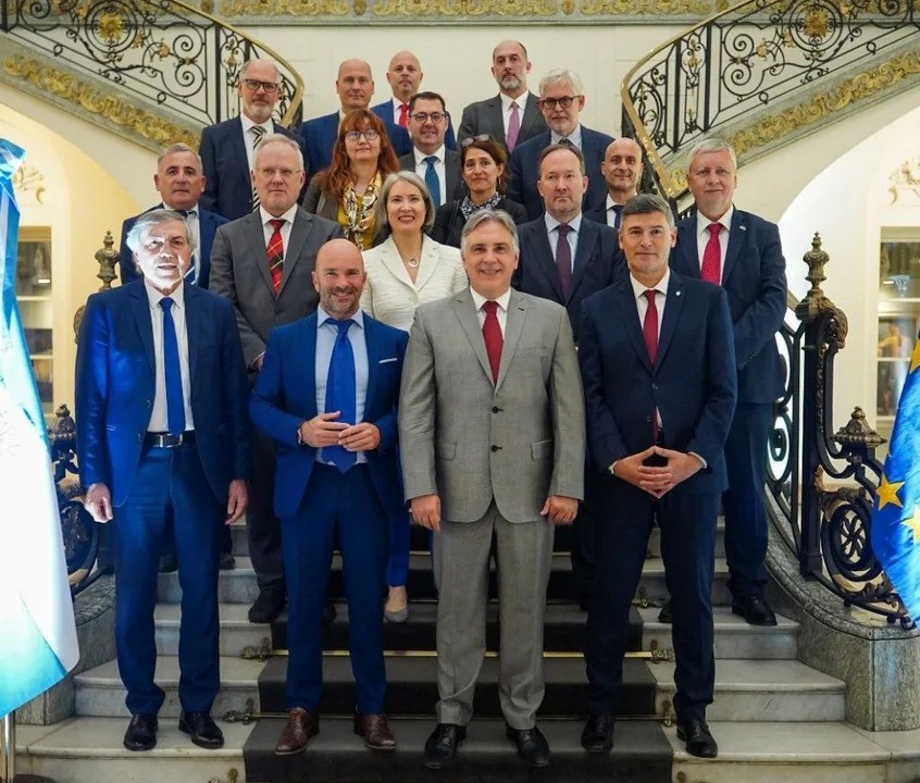 Martín Llaryora se reunió con embajadores de la Unión Europea | Córdoba