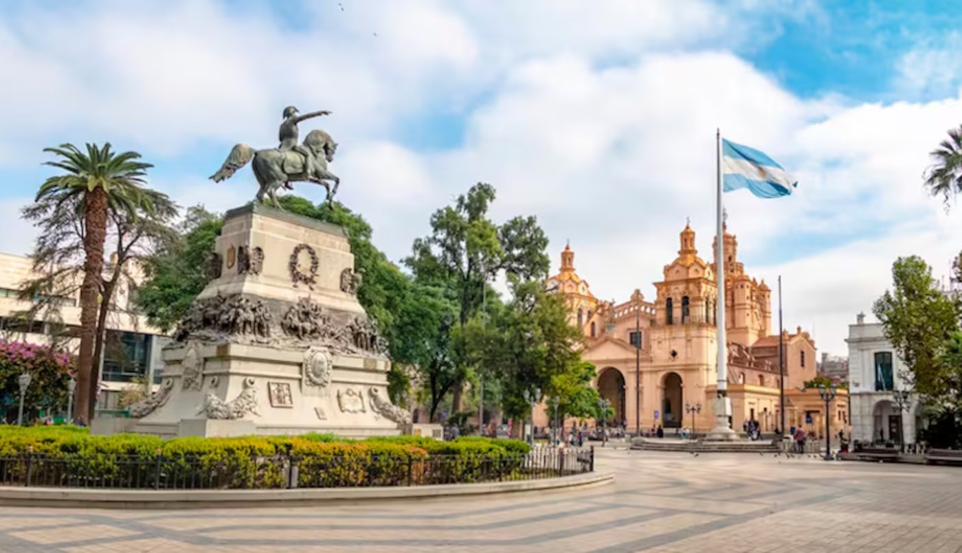 Cómo será el esquema de servicios en la ciudad de Córdoba este lunes feriado | Córdoba