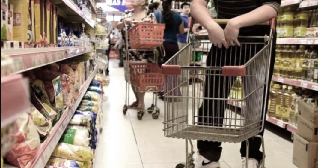 Desregulación del comercio: derogan 43 normas de control de precios, abastecimiento y trámites | Política y economía