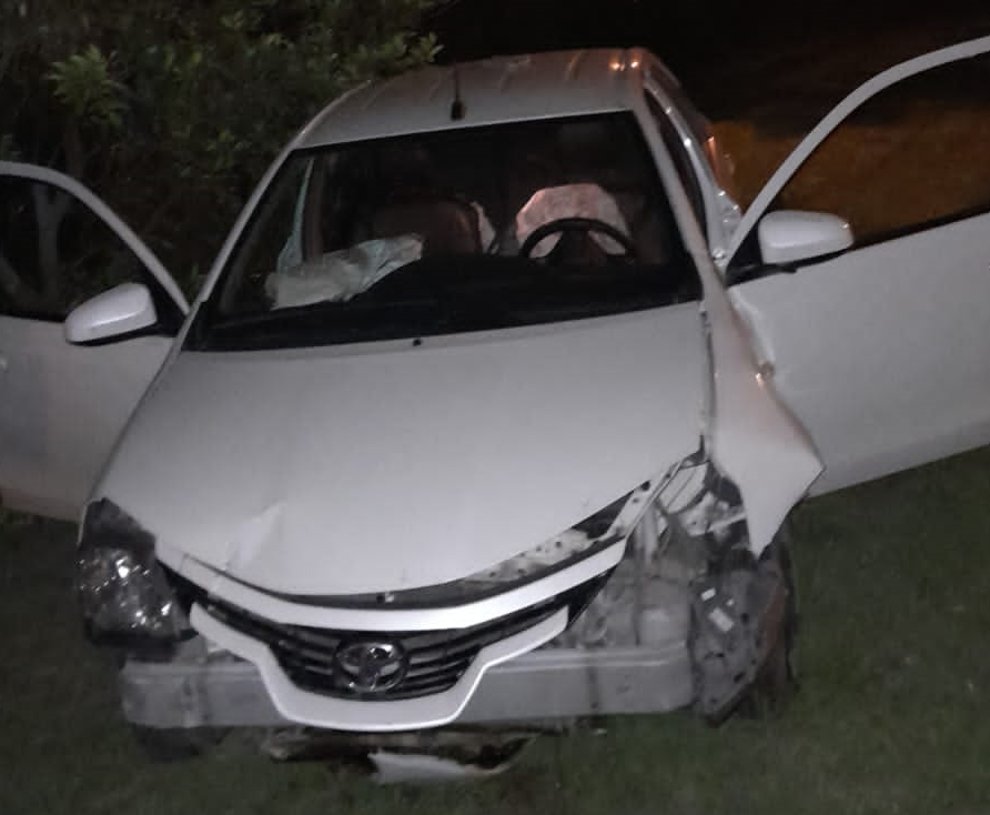 Córdoba: se escapó de la policía en un auto, perdió el control y se estrelló contra una vivienda | Córdoba