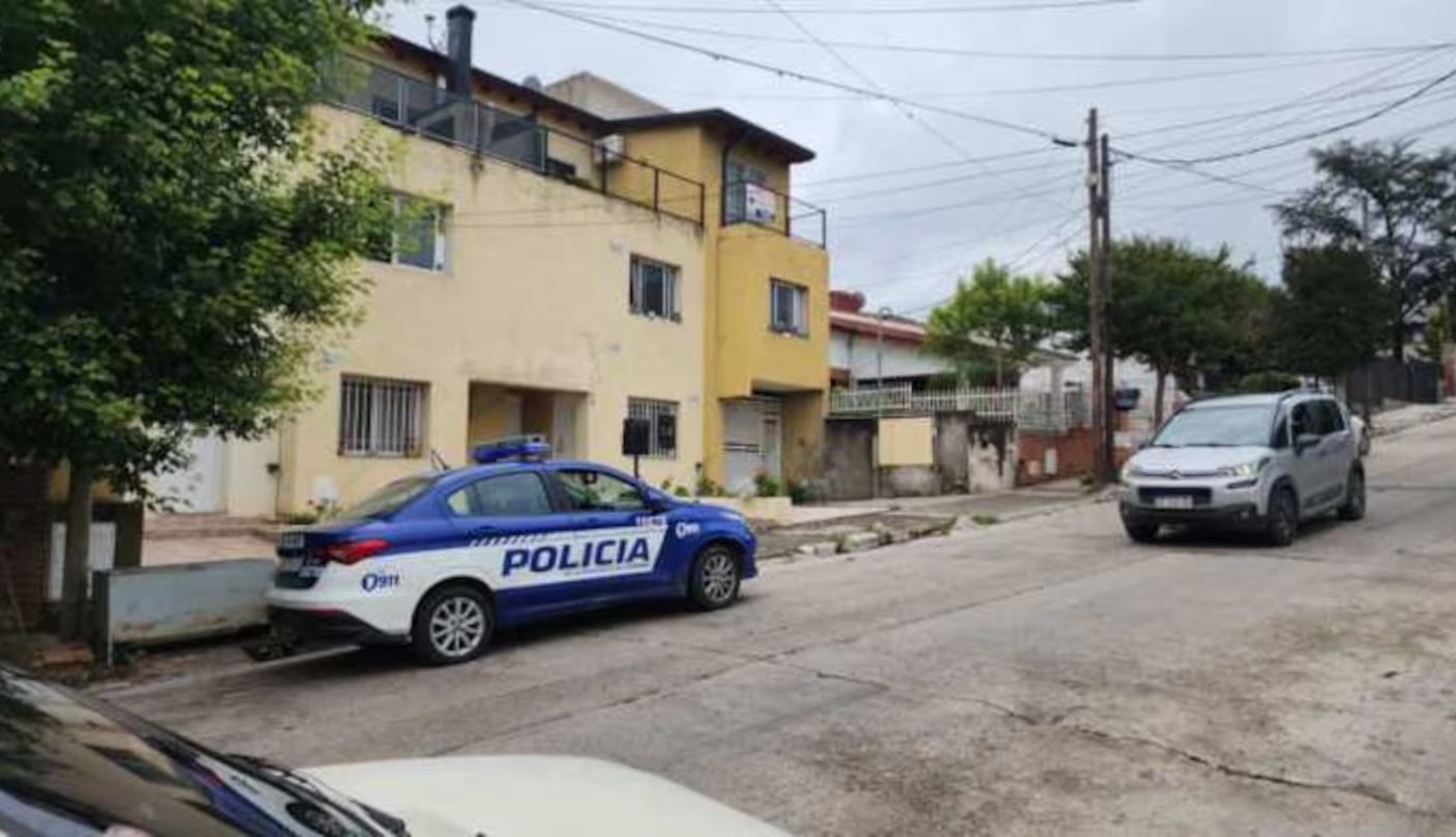 Tragedia en Villa Carlos Paz: un hombre murió aplastado por su propio auto cuando lo intentaba sacar de la cochera | Córdoba