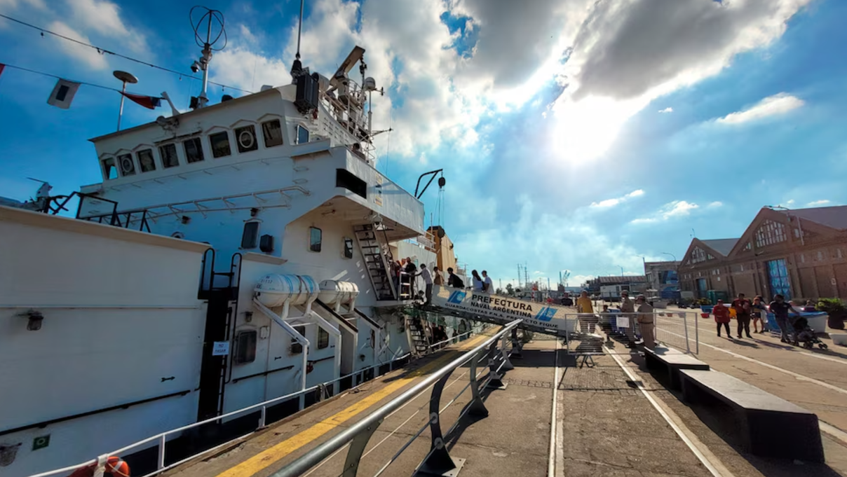 El joven encontrado muerto en el buque de Prefectura estuvo seis días adentro | Actualidad