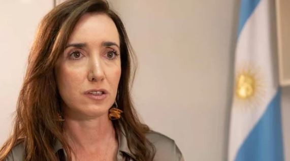 Villarruel embistió contra Cristina por recomendar una serie sobre los setenta: “Mirala presa en Ezeiza” | Política y economía