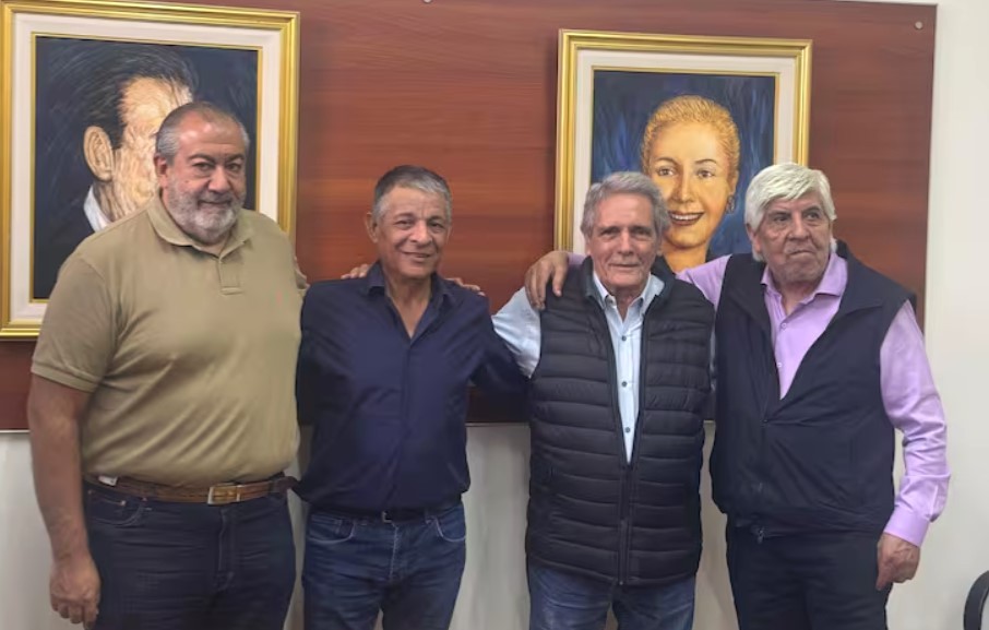 El camionero Octavio Argüello se suma al triunvirato de la CGT y Hugo Moyano participará de la "mesa chica" | Política y economía