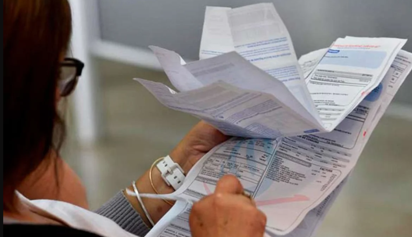 Imputan a 94 empresas por incluir tasas municipales en sus facturas | Economía