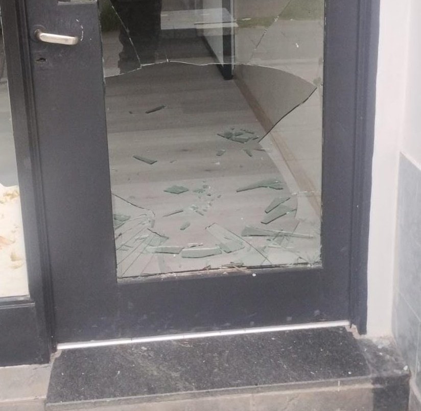 Detenido por destruir vidrieras de comercios en el Cerro de las Rosas | Córdoba