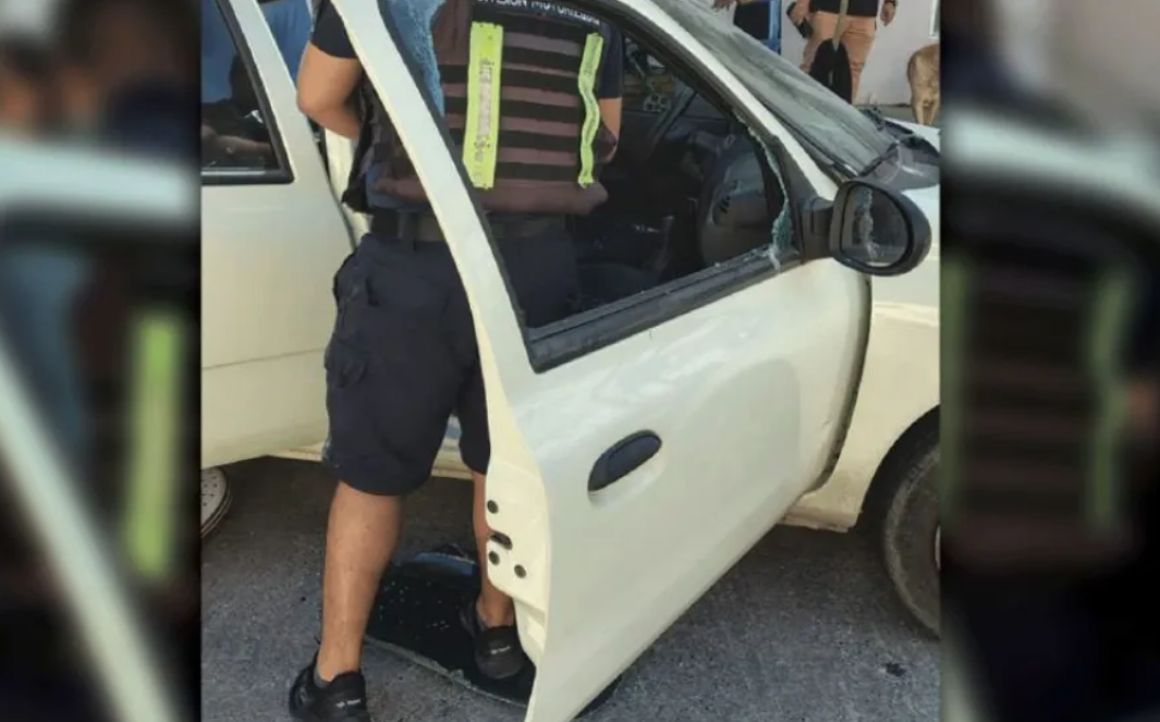 Salvaron a un bebé que quedó encerrado en un auto | Actualidad