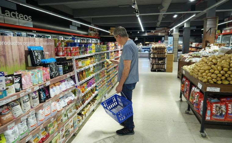 La inflación de diciembre se ubicaría por debajo del 3%, según varias consultoras | Política y economía