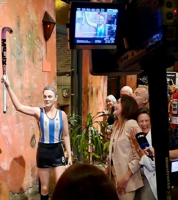 El emotivo reconocimiento que recibió Luciana Aymar en Rosario | Deportes