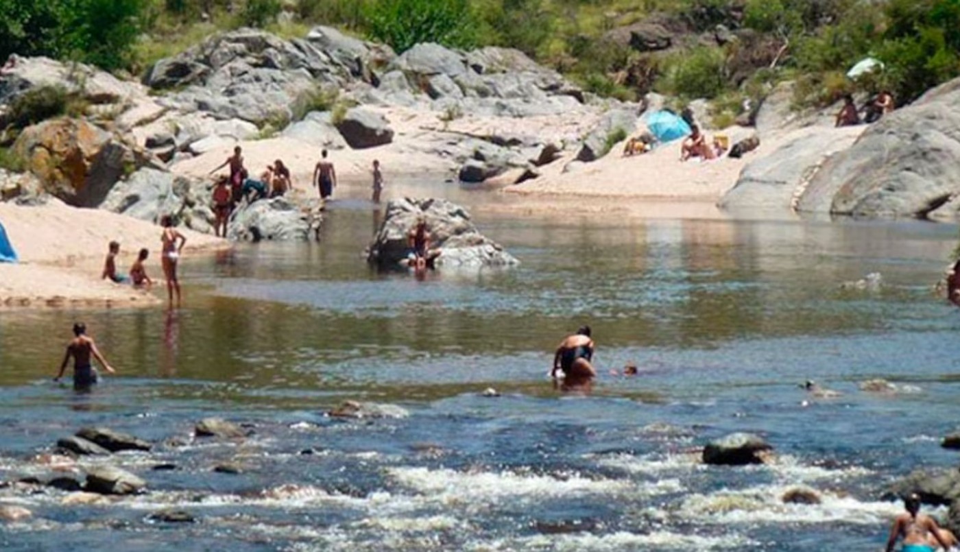 Cuesta Blanca: Un turista murió tras tirarse al río y golpear la cabeza contra una piedra | Córdoba