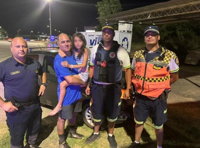 Policías salvaron a una niña que se atragantó con una golosina | Córdoba